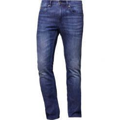 BOSS Green DELAWARE Jeansy Slim Fit dark blue. Niebieskie jeansy męskie marki BOSS Green, z elastanu. W wyprzedaży za 503,20 zł.