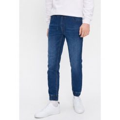 Denimowe joggery - Granatowy. Niebieskie spodnie męskie House, m, bez wzorów, z jeansu. Za 99,99 zł.