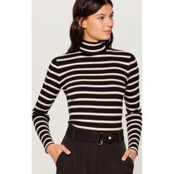 Dopasowany sweter z golfem - Biały. Białe golfy damskie marki Mohito, s. Za 79,99 zł.