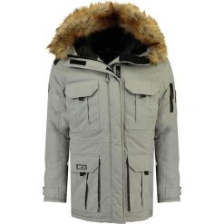 Kurtka zimowa "Algoseak" w kolorze jasnoszarym. Szare kurtki chłopięce Canadian Peak, na zimę, bez wzorów, bez kaptura. W wyprzedaży za 369,95 zł.