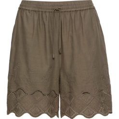 Szorty z koronką bonprix oliwkowy. Zielone spodnie damskie marki bonprix, z koronki. Za 109,99 zł.