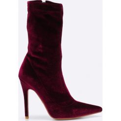 Public Desire - Botki Plum Velvet. Czarne botki damskie na obcasie marki Public Desire, z materiału. W wyprzedaży za 129,90 zł.