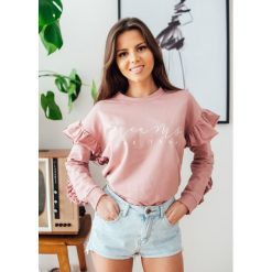 Bluza Adelina light pink - UNI. Różowe bluzki damskie z nadrukiem. Za 109,00 zł.