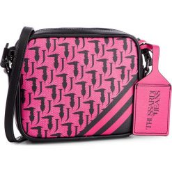 Torebka TRUSSARDI JEANS - New Vaniglia Cross Body 75B00757 K317. Różowe listonoszki damskie Trussardi Jeans, bez wzorów, z jeansu, bez dodatków. W wyprzedaży za 279,00 zł.