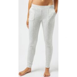 Etam - Spodnie DARCY. Białe spodnie dresowe damskie Etam, s, z elastanu. Za 119,90 zł.