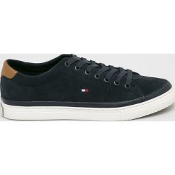 Tommy Hilfiger - Buty. Niebieskie sneakersy męskie TOMMY HILFIGER, ze skóry, na sznurówki. W wyprzedaży za 299,90 zł.