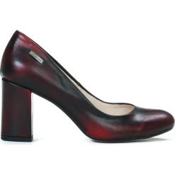 Dwukolorowe czółenka na obcasie - skóra naturalna - model 042 - kolor czarno-czerwony. Czerwone czółenka damskie Zapato, w kolorowe wzory, z jeansu, z okrągłym noskiem. W wyprzedaży za 224,25 zł.