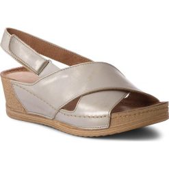 Sandały SERGIO BARDI - Bassiano SS127306718SN 127. Brązowe klapki damskie Sergio Bardi, bez wzorów, ze skóry, bez obcasa, na obcasie. W wyprzedaży za 139,00 zł.