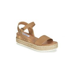 Sandały Steve Madden CHIARA. Pomarańczowe sandały damskie Steve Madden, bez wzorów, bez obcasa, bez zapięcia. W wyprzedaży za 279,30 zł.