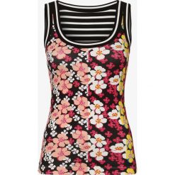 Marc Cain Sports - Top damski, różowy. Różowe topy damskie Marc Cain Sports, w paski, bez kołnierzyka. Za 499,95 zł.