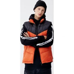 Bluza z kapturem Halloween. Czarne bluzy męskie marki Pull&Bear, m, z kapturem. Za 99,90 zł.