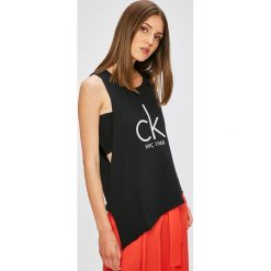 Topy damskie: Calvin Klein Jeans – Top