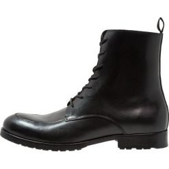 Zign Botki sznurowane black. Czarne botki męskie Zign, z materiału, na sznurówki. Za 419,00 zł.