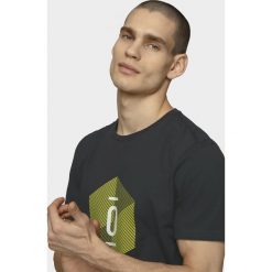 T-shirt męski TSM618 - ciemny granat - Outhorn. Pomarańczowe koszulki męskie Outhorn, m, bez wzorów, bez kołnierzyka. W wyprzedaży za 24,99 zł.