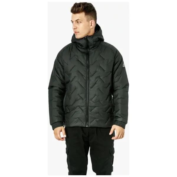Adidas Kurtka Bts , czarny, rozmiar M. Czarne kurtki męskie Adidas, na zimę, m, bez wzorów, z materiału, klasyczne, bez kaptura. W wyprzedaży za 249,99 zł.