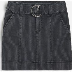 Spódnica jeansowa mini - Czarny. Czarne spódniczki damskie Reserved, bez wzorów, z jeansu, mini. Za 59,99 zł.