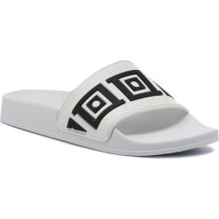Klapki VERSACE COLLECTION - V900678 VM00322 V851 Bianco/Nero. Białe klapki męskie marki Versace Collection, bez wzorów, z tworzywa sztucznego. Za 629,00 zł.