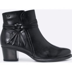 Caprice - Botki. Czarne buty zimowe damskie marki Caprice, z materiału, na obcasie. W wyprzedaży za 269,90 zł.