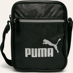 Puma - Saszetka. Czarne nerki damskie Puma, w paski, z poliesteru, małe, z nadrukiem, bez dodatków. W wyprzedaży za 79,90 zł.