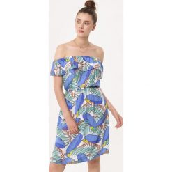 Niebieska Sukienka Very Pretty. Niebieskie sukienki damskie Born2be, na lato, xl, bez wzorów, z tkaniny, bez kołnierzyka, bez rękawów. Za 69,99 zł.