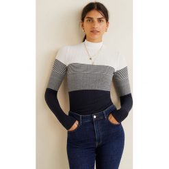 Mango - Sweter Nuan. Niebieskie swetry damskie Mango, s, z nadrukiem, z elastanu, z krótkim rękawem, krótkie, bez kaptura. W wyprzedaży za 39,90 zł.