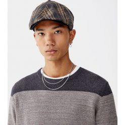 Cieniowany sweter z cienkiej dzianiny. Czarne swetry klasyczne męskie Pull&Bear, m, z dzianiny. Za 99,90 zł.
