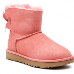 Buty UGG - W Mini Bailey Bow II 1016501 W/Lnt. Różowe kozaki damskie Ugg, na zimę, ze skóry, bez obcasa, bez zapięcia. W wyprzedaży za 549,00 zł.
