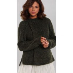 Ciemnozielony Sweter Balgreen. Zielone swetry damskie Renee, s, bez wzorów, z dzianiny, casualowe, bez rękawów, długie, bez kaptura. Za 79,99 zł.