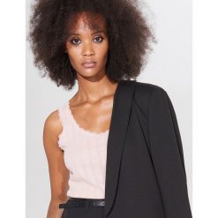 Bawełniany top z koronką - Różowy. Różowe topy damskie Mohito, s, w koronkowe wzory, z bawełny, bez kołnierzyka. Za 39,99 zł.