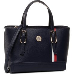 Torebka TOMMY HILFIGER - Honey Small Tote AW0AW07932 CJM. Niebieskie torebki klasyczne damskie TOMMY HILFIGER, bez wzorów, ze skóry ekologicznej, klasyczne, bez dodatków. W wyprzedaży za 519,00 zł.