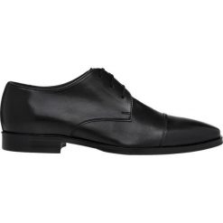 Półbuty męskie BUCN000011. Czarne buty wizytowe męskie Giacomo Conti, ze skóry, bez zapięcia. Za 599,00 zł.