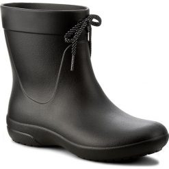 Buty zimowe damskie: Kalosze CROCS – Freesail Shorty Rainboot 203851 Black
