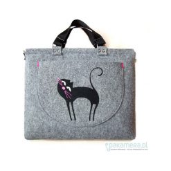 Torba np. Na laptopa Kolekcja DELUX part 2. Szare torby na laptopa marki Pakamera, pikowane. Za 143,00 zł.
