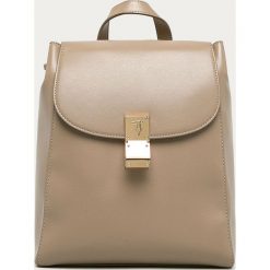 Trussardi Jeans - Plecak. Czarne plecaki damskie Trussardi Jeans, bez wzorów, z poliesteru. Za 649,90 zł.