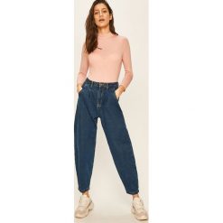 Answear - Bluzka. Różowe bluzki damskie ANSWEAR, s, bez wzorów, z elastanu, z golfem, bez rękawów. W wyprzedaży za 49,90 zł.