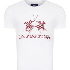 T-shirt LA MARTINA OLIN. Białe t-shirty męskie La Martina, z nadrukiem, z bawełny, z okrągłym kołnierzem. Za 290,00 zł.