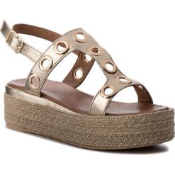 Espadryle INUOVO - 8916 Gold. Żółte espadryle damskie Inuovo, z aplikacjami, ze skóry, bez obcasa. W wyprzedaży za 169,00 zł.