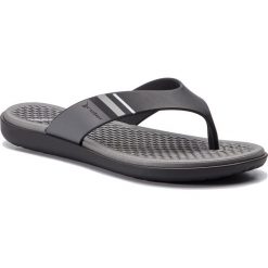 Japonki RIDER - Aqua Fem 82568 Black/Grey 22534. Czarne klapki damskie Rider, bez wzorów, z tworzywa sztucznego, bez obcasa. W wyprzedaży za 79,00 zł.