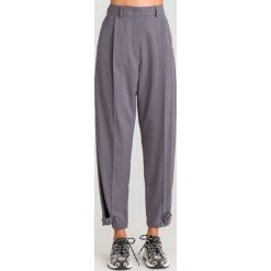 SPODNIE APOGEO Sportmax Code. Szare spodnie damskie Sportmax Code, z elastanu. Za 623,40 zł.