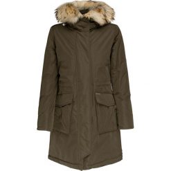 Parka WOOLRICH MILITARY Zielony. Zielone kurtki damskie Woolrich, bez wzorów, z tkaniny, eleganckie. W wyprzedaży za 3850,00 zł.