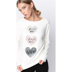 Odzież: Kremowa Bluza Stay Away