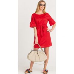 SUKIENKA CERBERO Weekend Max Mara. Czerwone sukienki damskie Weekend Max Mara, na co dzień, s, w paski, z bawełny, z okrągłym kołnierzem, bez rękawów, mini, proste. Za 340,00 zł.