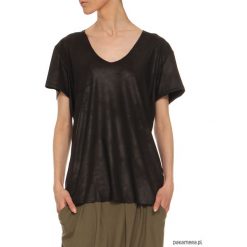 T-shirt czarny YY500215_RAL9005. Czarne t-shirty damskie Pakamera, bez wzorów, z jeansu, klasyczne, z klasycznym kołnierzykiem. Za 145,00 zł.