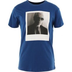 KARL LAGERFELD Tshirt z nadrukiem blue. Niebieskie t-shirty męskie z nadrukiem KARL LAGERFELD, m, z bawełny. W wyprzedaży za 343,20 zł.