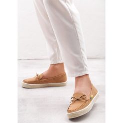 Camelowe Espadryle Orona. Brązowe espadryle damskie Born2be, bez wzorów, bez obcasa. W wyprzedaży za 59,99 zł.