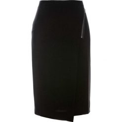 Spódnica bonprix czarny. Czarne spódniczki damskie bonprix, bez wzorów. Za 89,99 zł.