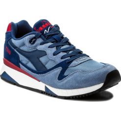 Sneakersy DIADORA - V7000 Nyl II 501.170939 01 C6952 Infinity/Estate Blue/Ski. Niebieskie półbuty męskie Diadora, na co dzień, bez wzorów, ze skóry, bez zapięcia. W wyprzedaży za 289,00 zł.