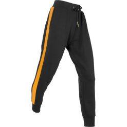 Spodnie dresowe, długość do kostki, Level 1 bonprix czarny. Czarne spodnie damskie bonprix, z dresówki, sportowe. Za 44,99 zł.