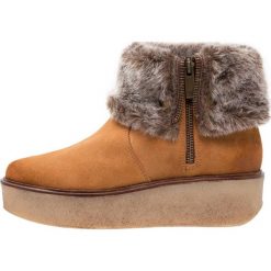 Botki damskie: DNA Footwear BV COCO Botki na platformie camel