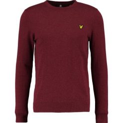 Swetry klasyczne męskie: Lyle & Scott CREW Sweter bordeaux